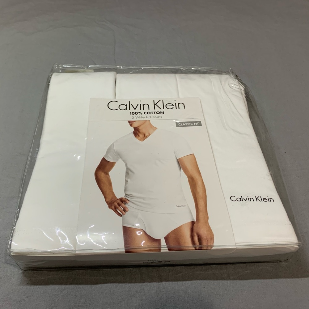 New Calvin Klein V-Neck T-Shirts 100%Cotton
